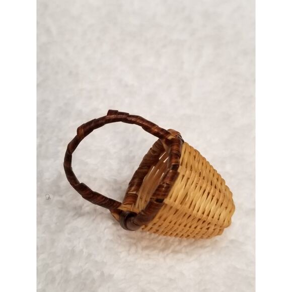 Miniture woven basket 1 1/2 by 3/4 #81824 - Picture 3 of 4